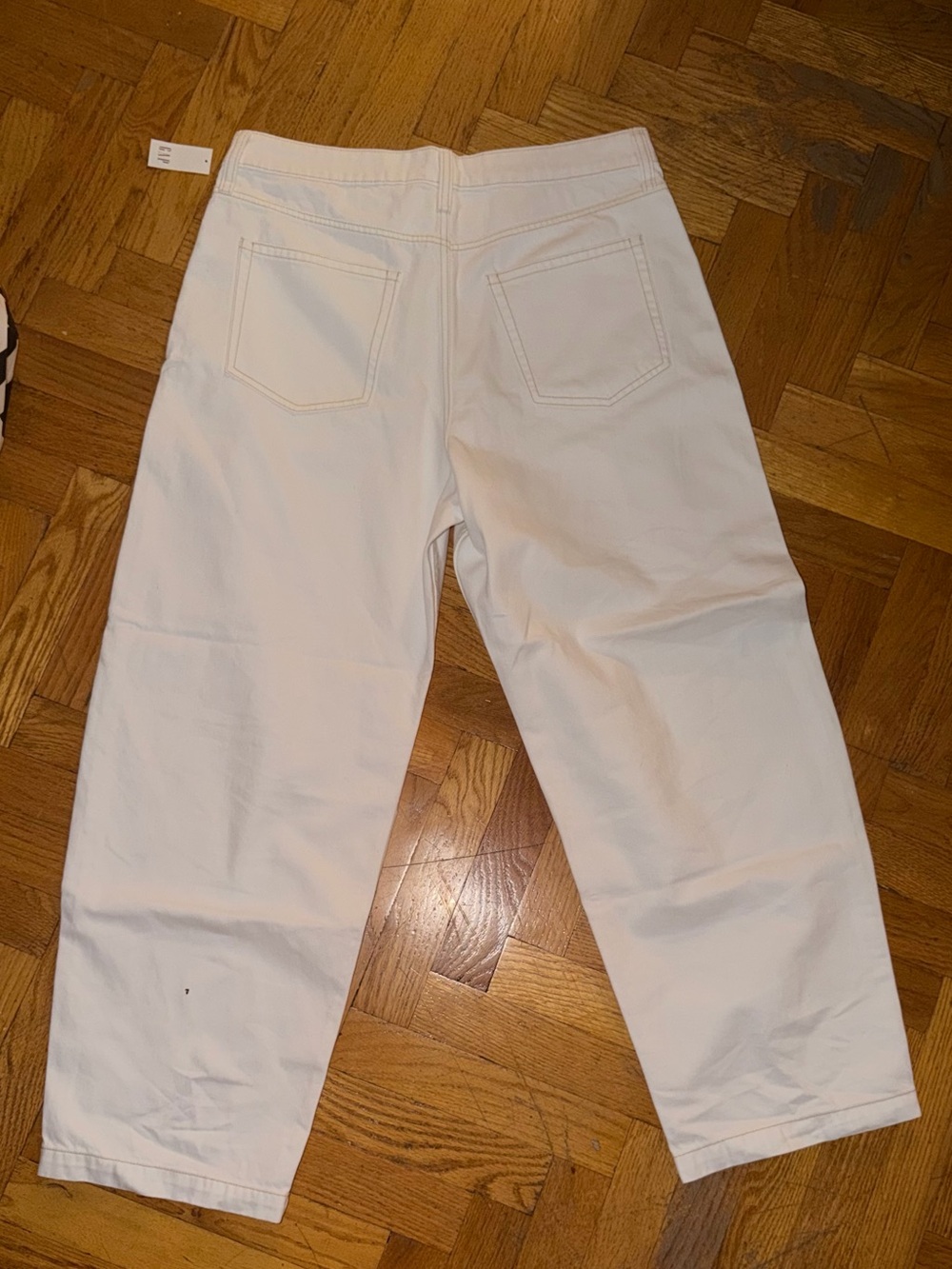 GAP Curvy Barrel Jeans - Picture 4 of 7